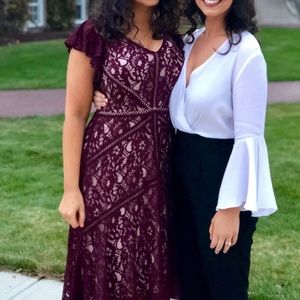 Taylor lace dress size 8